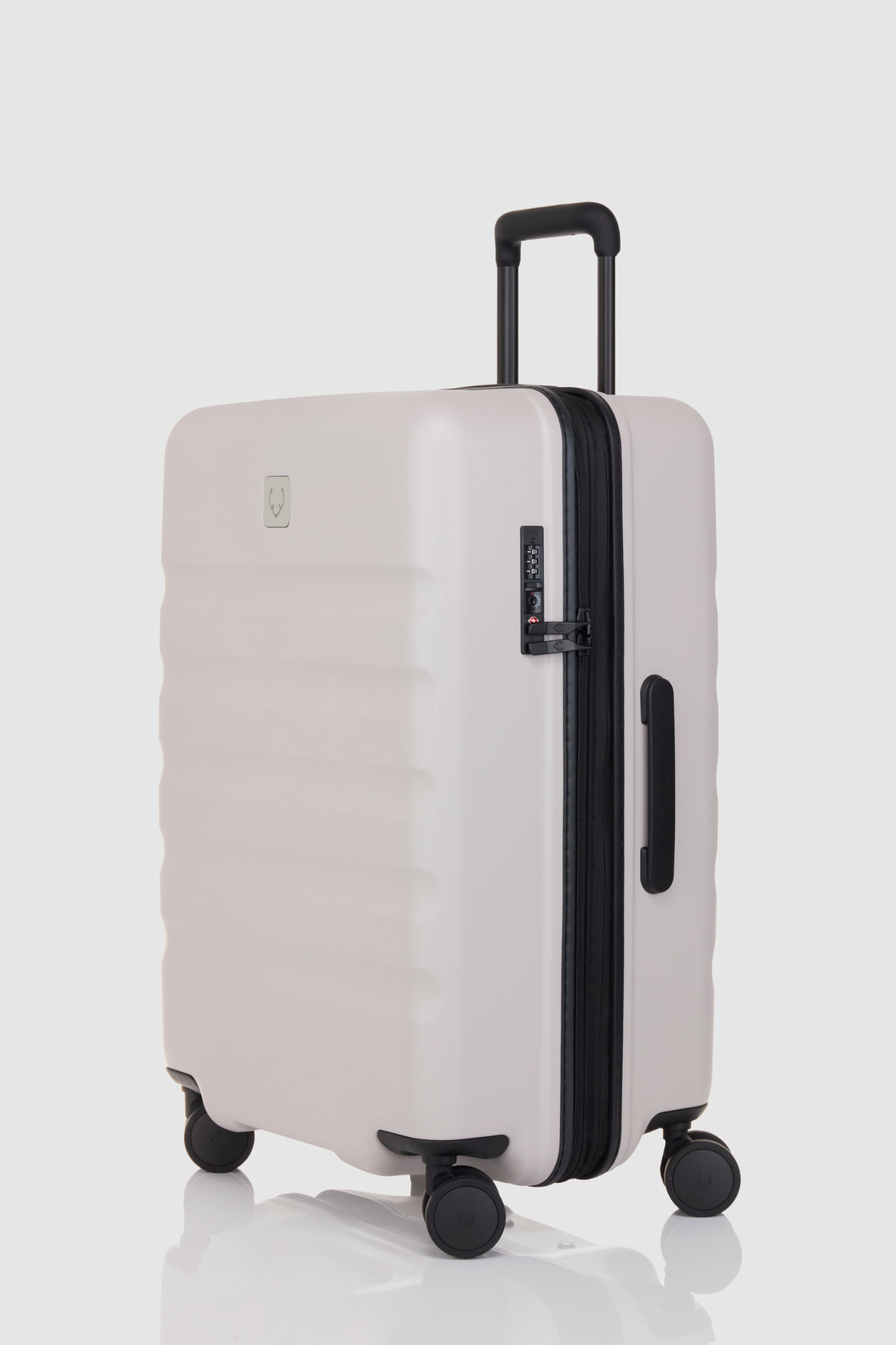 Revelation luggage set sales