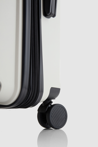 Sustain 3.0 66cm Suitcase