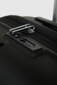 American Toursiter Starvibe 67cm Case