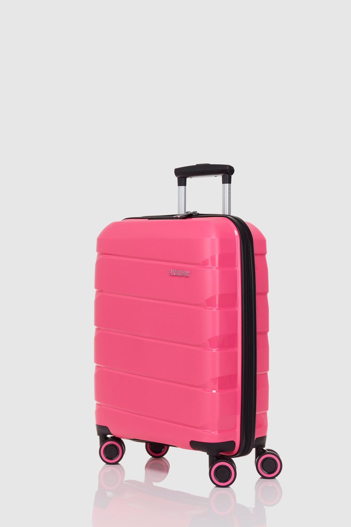 Strand bags carry outlet on luggage