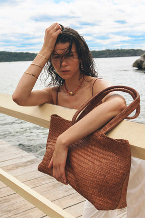 Slouchy Bags are Back: 5 Stylish Shoulder Bags You Need Now