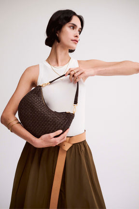 How To Style Straw and Weave Bags?