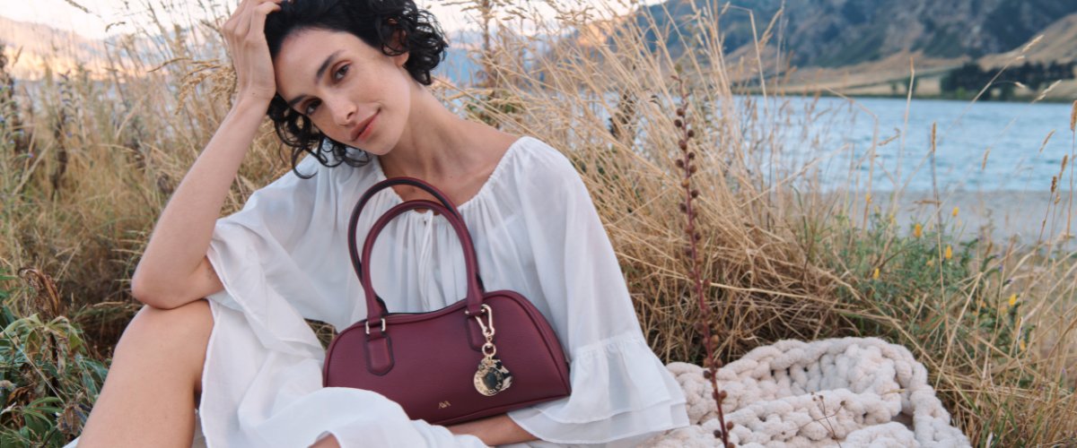 Shoulder Bags