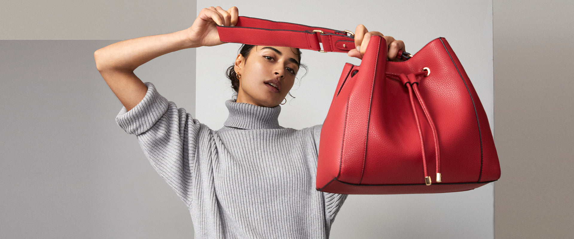 Women's Red Bags