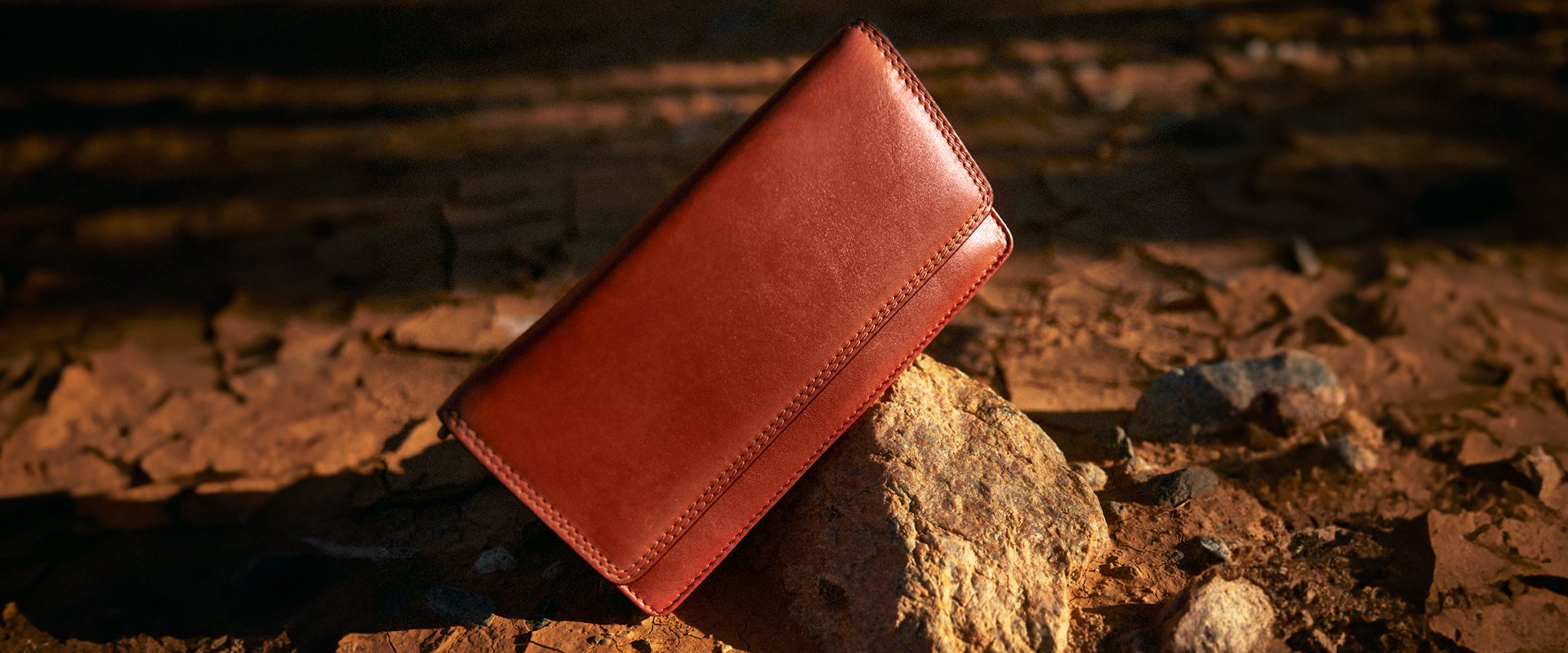 Oversized Wallets For Womens: Combining Style and Functionality