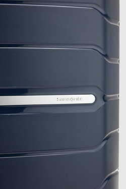 Oc2lite Check-In 81cm Suitcase
