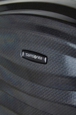 Lite Shock Sport 81cm Suitcase