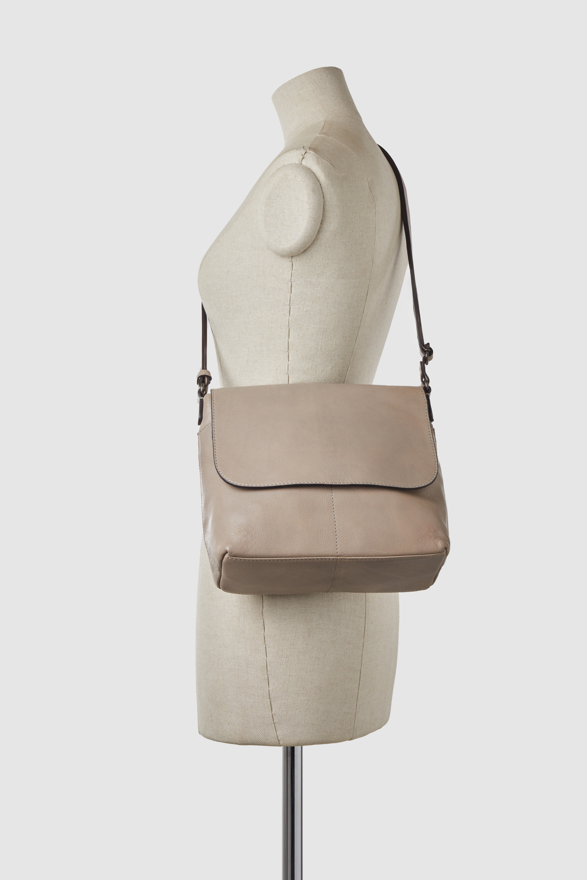 Evity Maya Leather Flap Crossbody Bag Strandbags Australia