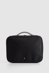 Hanging Beauty Case