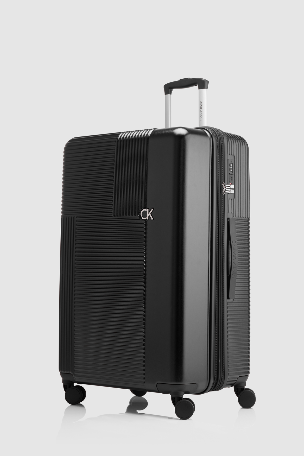 Astoria 67cm Suitcase