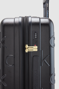 Insignia 2.0 67cm Suitcase
