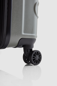 Insignia 2.0 54cm Suitcase