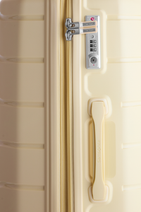 Oc2lite Check-In 81cm Suitcase