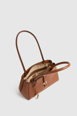 Carrie Girlfriend Shoulder Bag