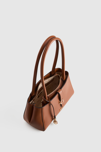 Carrie Girlfriend Shoulder Bag