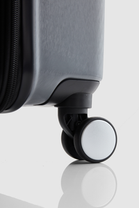 High Check-In 69cm Suitcase