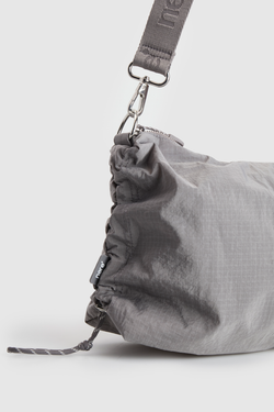 n.motion Shoulder Bag