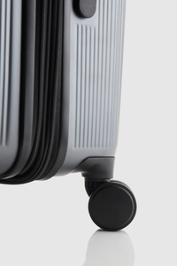 Blackwood Check-In 75cm Suitcase