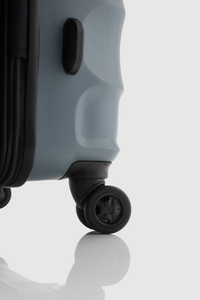Juno Check-In 79cm Suitcase