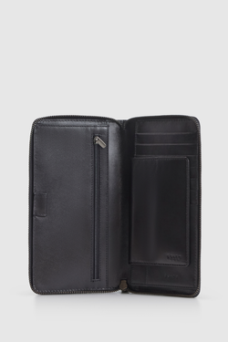 RFID Gabe Leather Travel Wallet