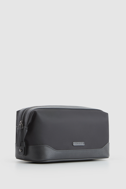 Zane Nylon/Leather Washbag