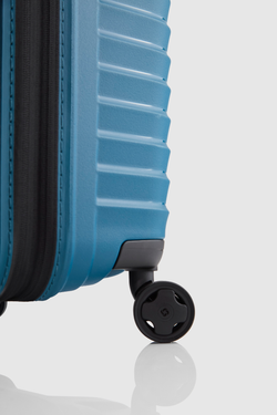 Intuo Check-In 75cm Suitcase