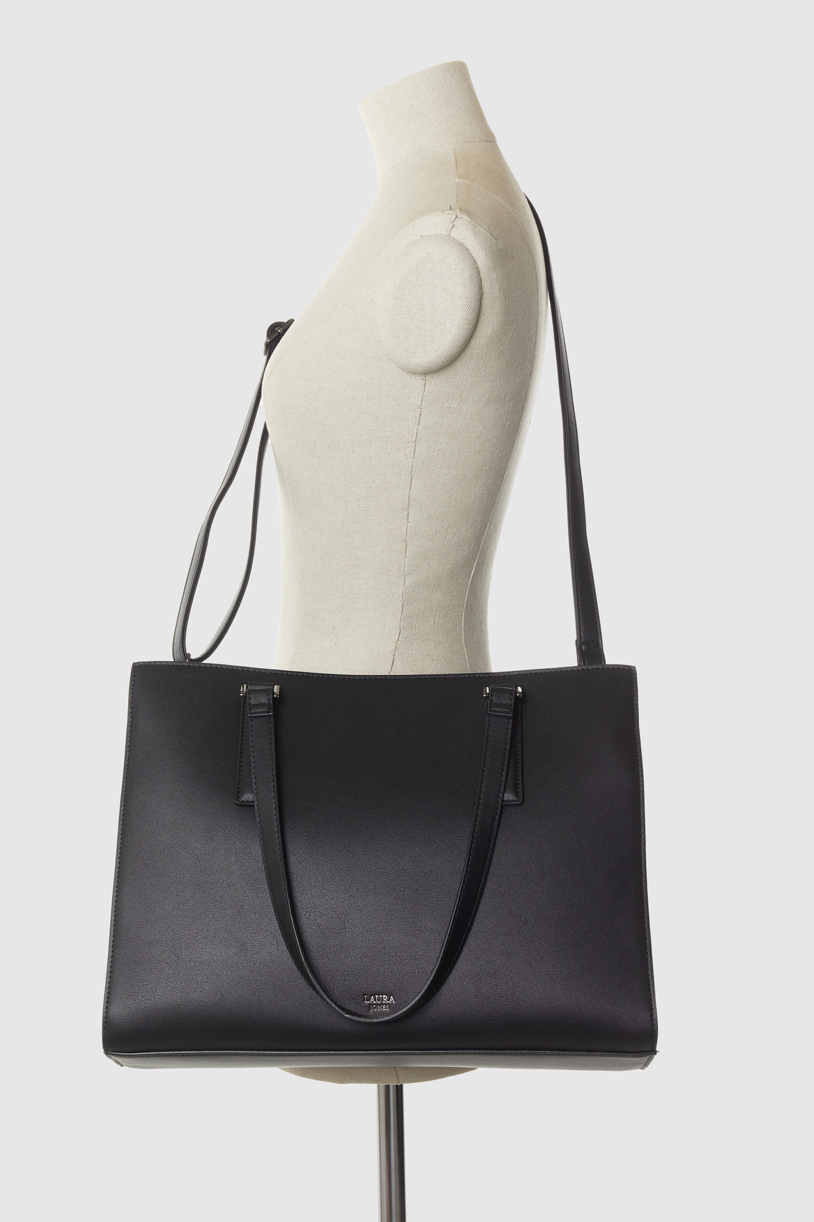 10 chic laptop tote bags to shop for the office